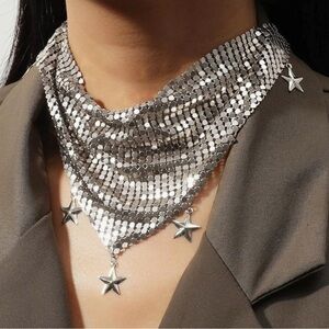NEW!!‎ Silver Chainmail Star Necklace